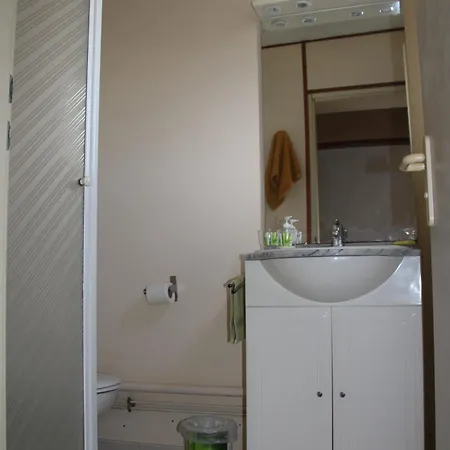 Grand A Pres De Vieux Port La Rochelle (Charente-Maritime)